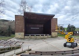 El auditorio está situado en la zona de El Espadañal.