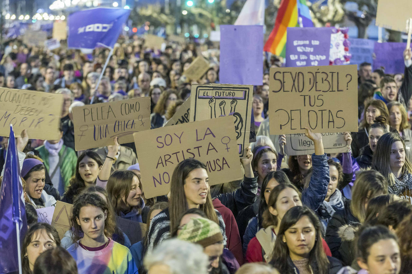 El 8M llena las calles de Santander