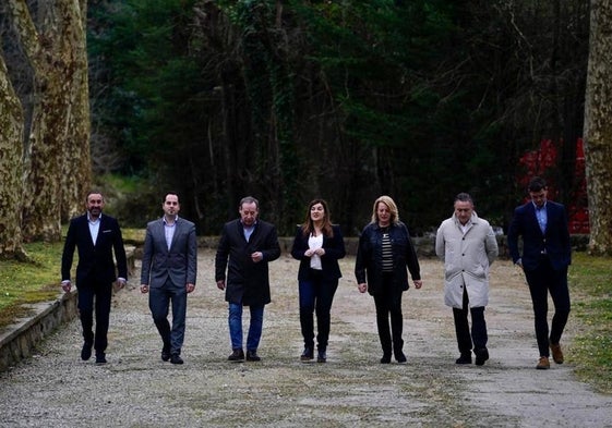 Los candidatos del PP en Trasmiera han sido presentados esta mañana en Solares.