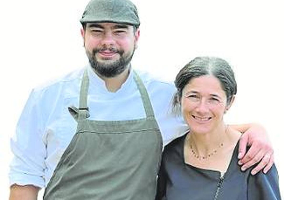 Borja Mier y Mónica Calderón son los cocineros y propietarios de La Pradera.