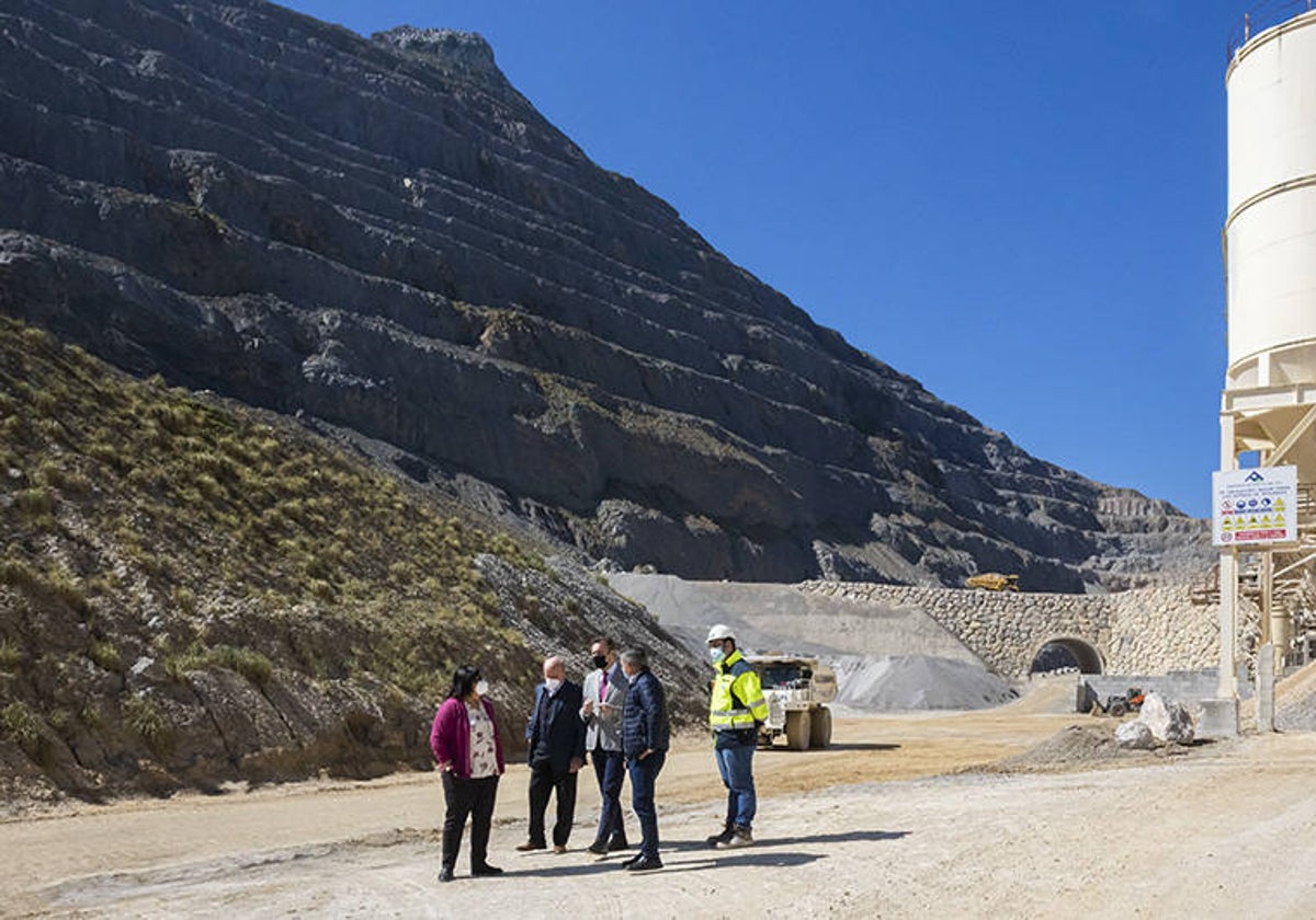 Visita a la cantera de Santullán.