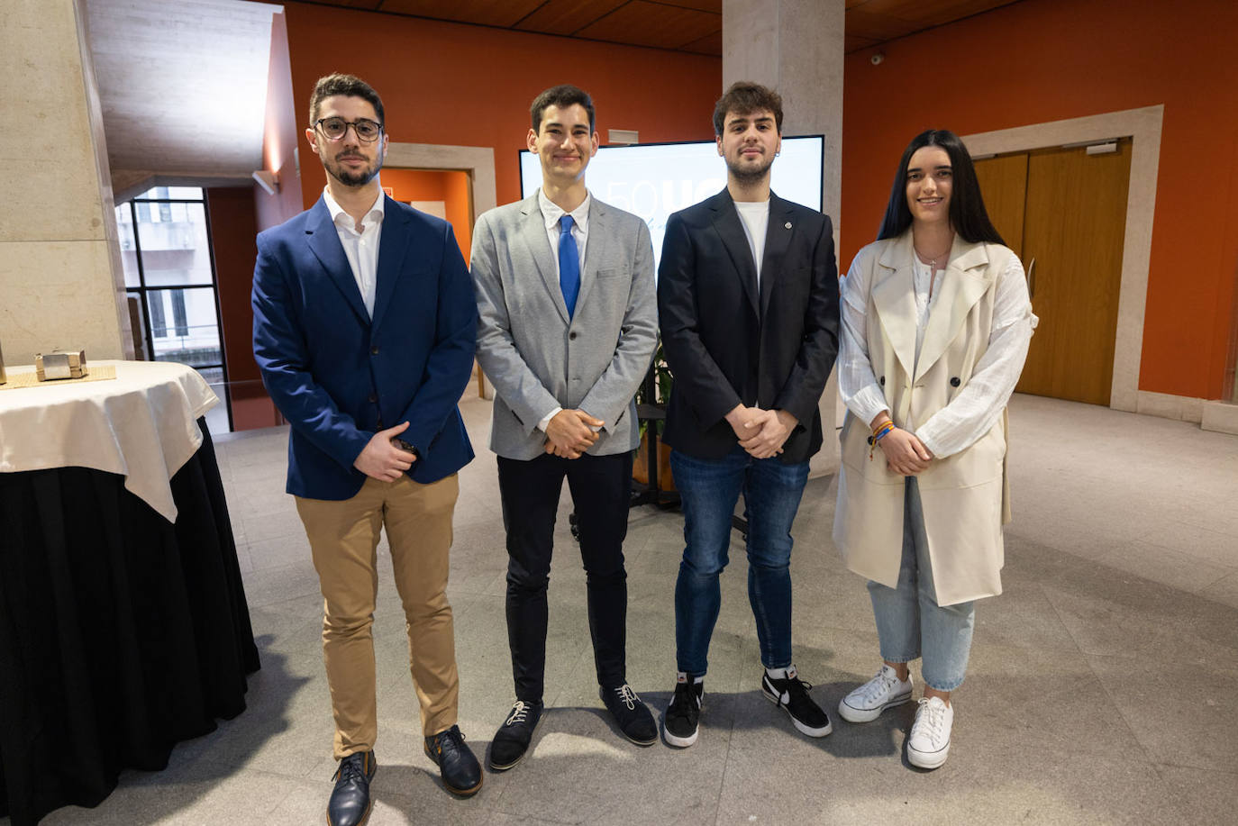 José Joaquín Sobrado, Álvaro Cabrero, Pablo Frías y Lidia Víctor. 