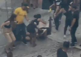 Grabación de una de las peleas fuera de La Santa.