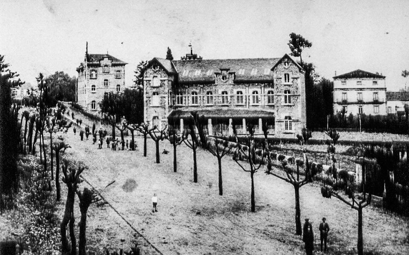 Edificio antiguo del colegio Nuestra Señora de La Paz. 