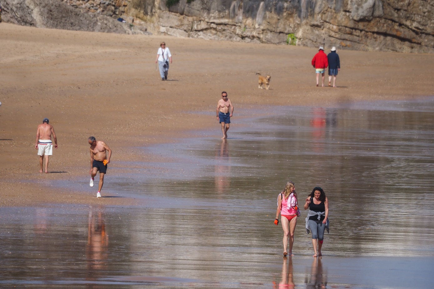 En Cantabria este martes dominará el sol y no caerá ni una gota de lluvia. Miércoles y jueves serán también días de calor.