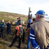 Guerra eólica en El Escudo: prenden fuego al terreno donde pretenden levantar los molinos