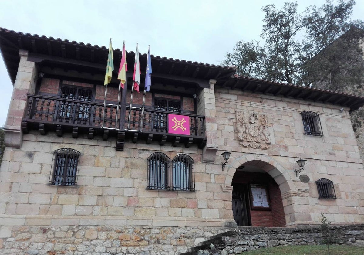 Casa Consistorial de Ribamontán al Monte