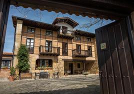 Fachada principal de la casona de 'Los Cautivos'