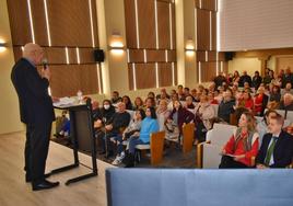 Acto de apertura del nuevo auditorio de San Felices de Buelna.