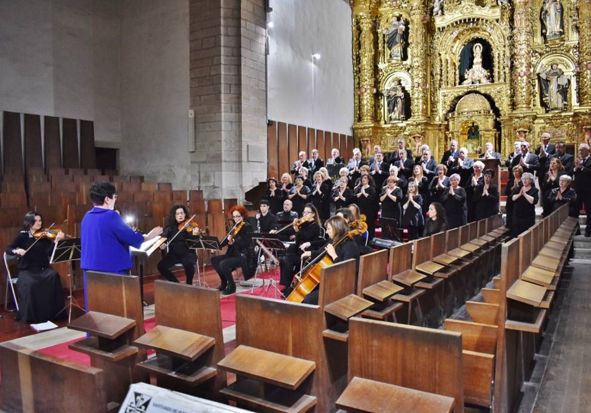 La Coral de Los Corrales retoma las jornadas nacionales de música sacra este Jueves Santo