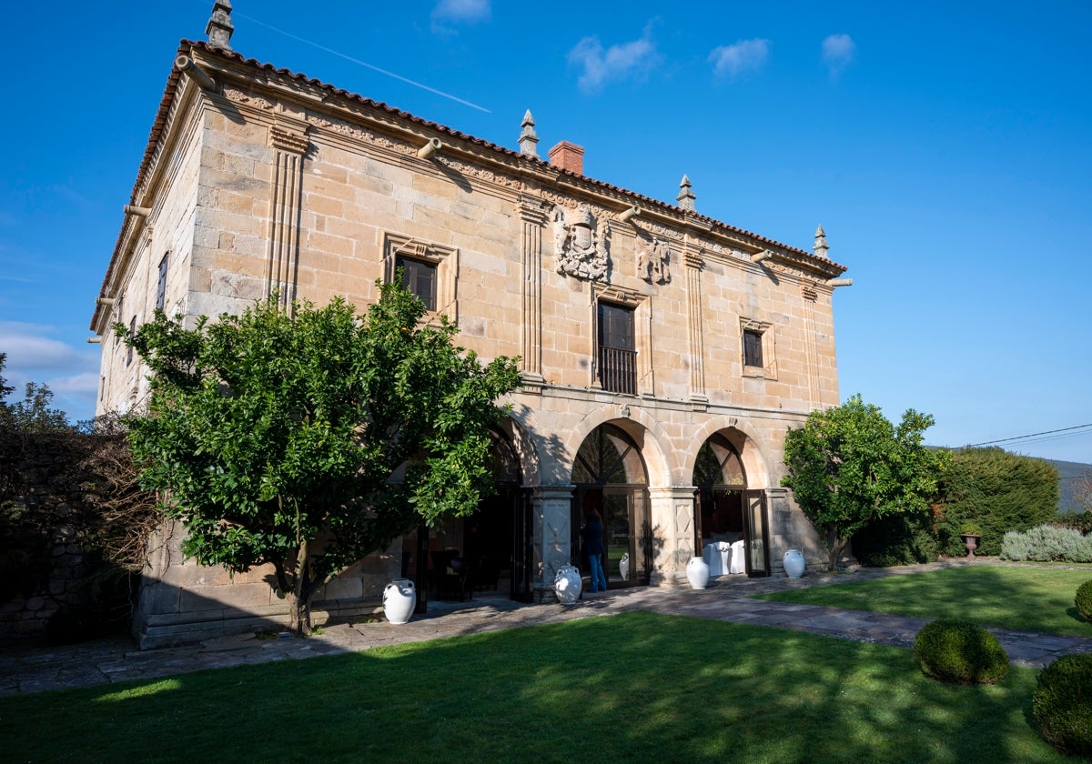 El Palacio de Helguera, en imágenes