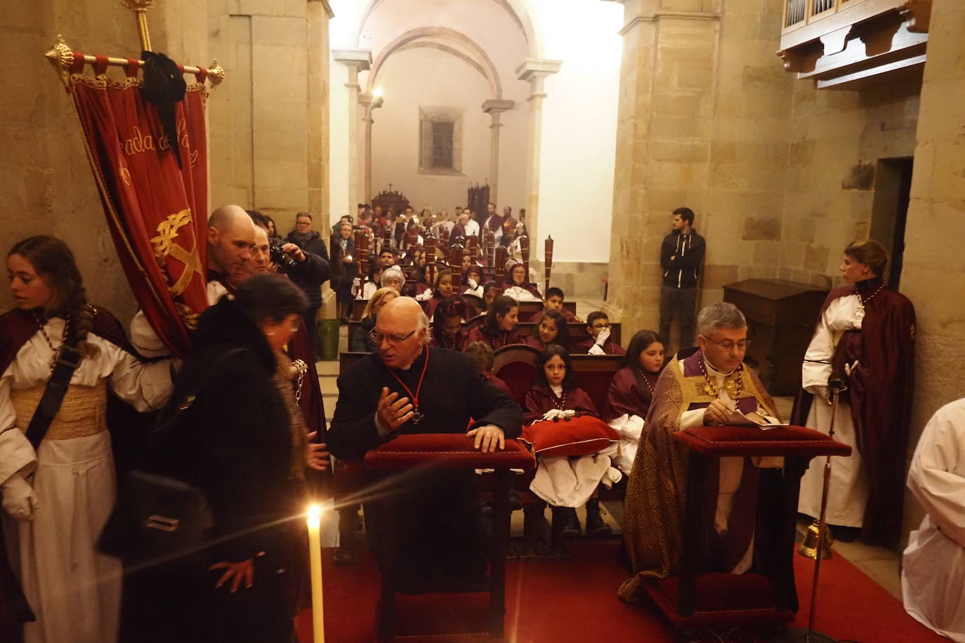 Procesión nocturna del Santísimo Cristo de la Paz