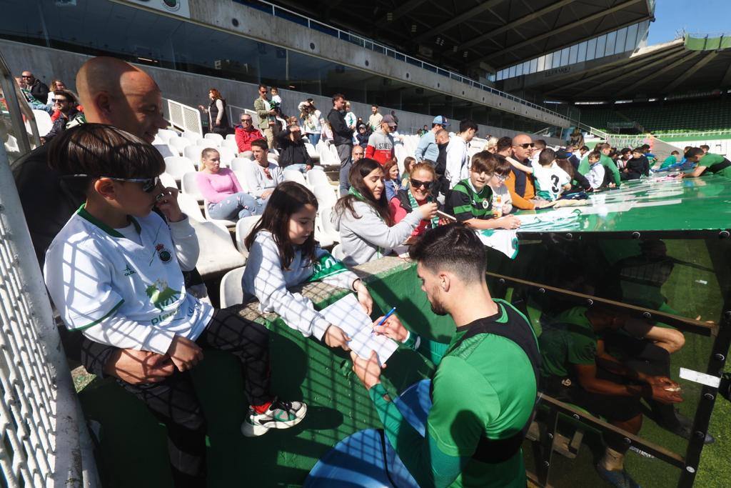 Entrenamiento del Racing a puerta abierta