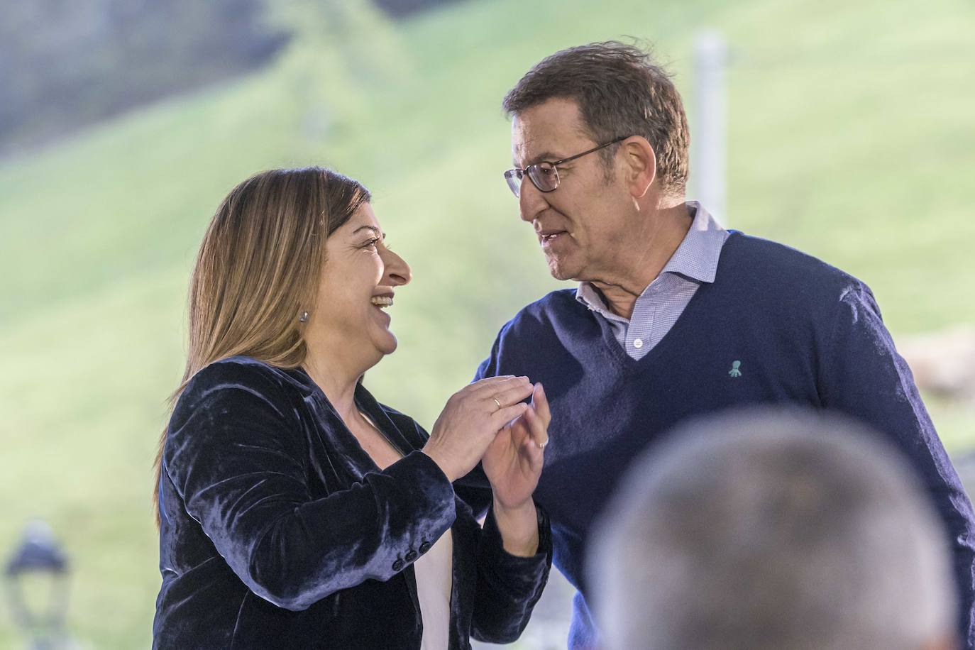 El líder del PP se ha mostrado convencido de que María José Sáenz de Buruaga se convertirá tras el 28 de mayo en la primera presidenta de Cantabria