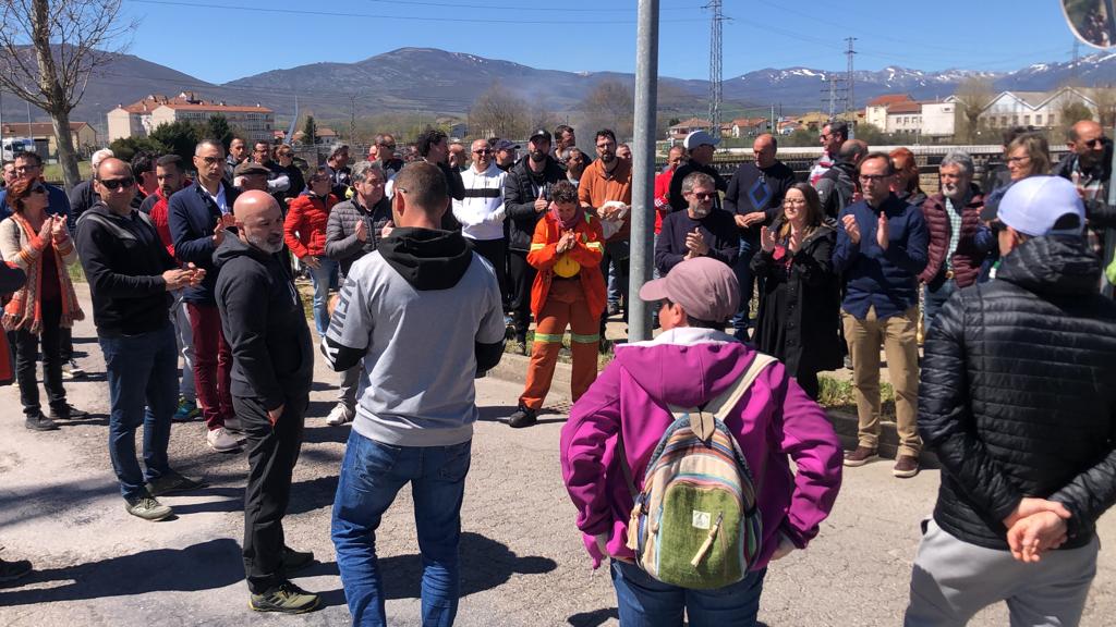 Trabajadores de la factoría de Sidenor en Reinosa realizan una concentración para reclamar un plan industrial para la fábrica campurriana.