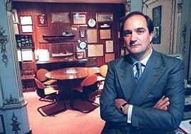 Piñeiro, el 24 de abril de 1998, días después de acceder al cargo.