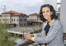 La neuróloga Patricia Pozo-Rosich, durante su visita a Valdecilla, donde impartió la ponencia 'Migraña hacia una medicina de precisión'.