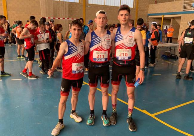 Los sub 23 Yago Barón, Álvaro Boo y Juan Luis Rodríguez.