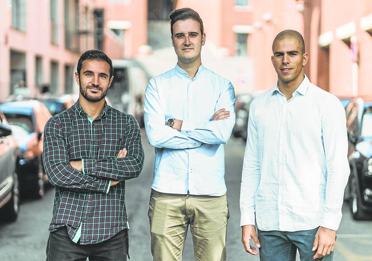 Jaled Moustafá y Sergio Pesquera, cofundadores, junto a Miguel Betegón, 'Machine Learning engineer'.