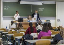 Aspirantes a las pruebas del MIR celebradas en la Facultad de Económicas en enero de este año.