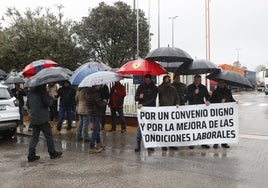 Concentración de trabajadores de Aspla previa a la huelga de este año.