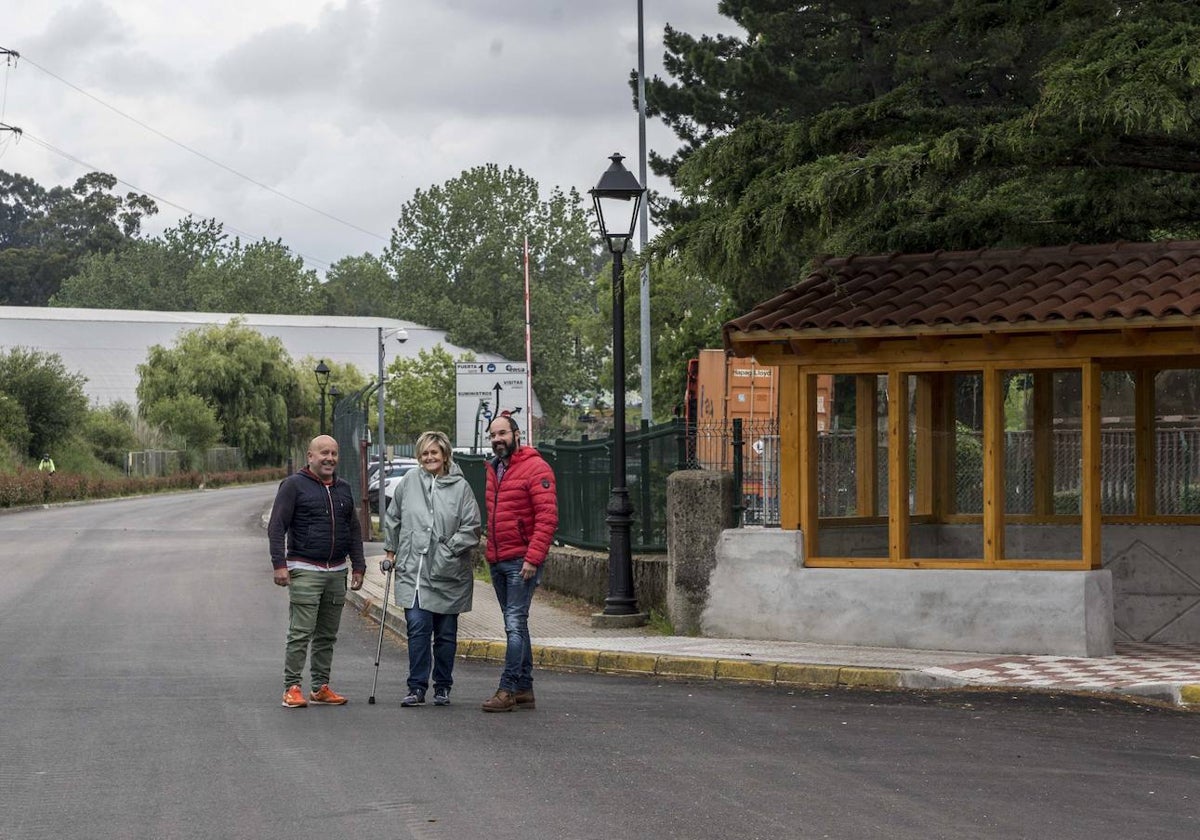 La alcaldesa, Esther Bolado, visitó el lugar acompañada de los concejales Íñigo Gómez y José Salmón.