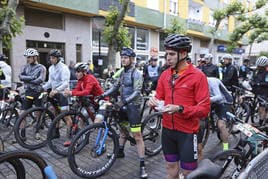 Momentos previos a la salida en Cabezón de la Sal