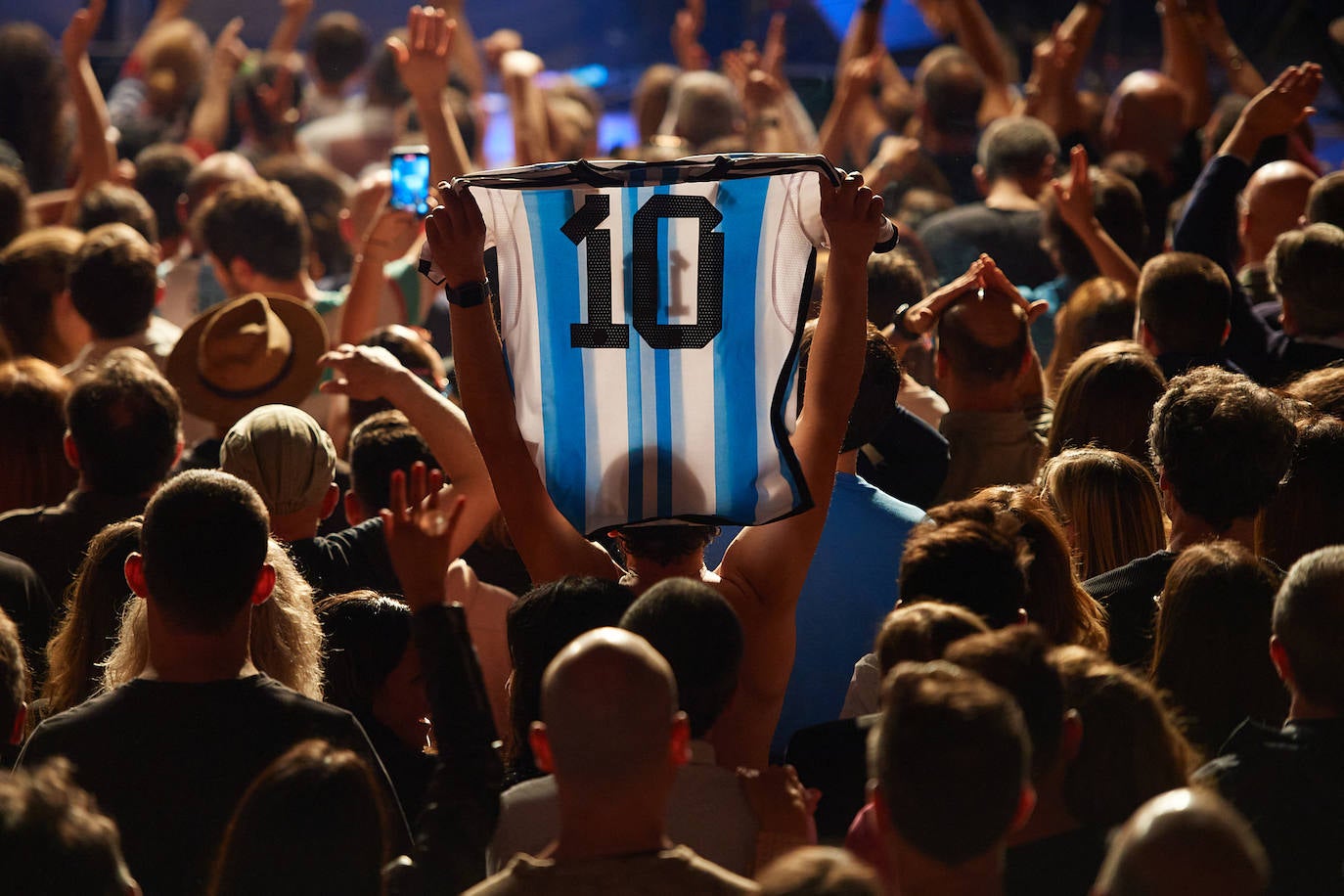 A sus 61 años, en agosto cumple uno más, Calamaro está considerado uno de los iconos del rock argentino