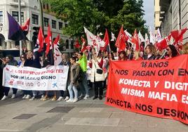 Imagen de la concentración del lunes frente a la Delegación el Gobierno en Santander.
