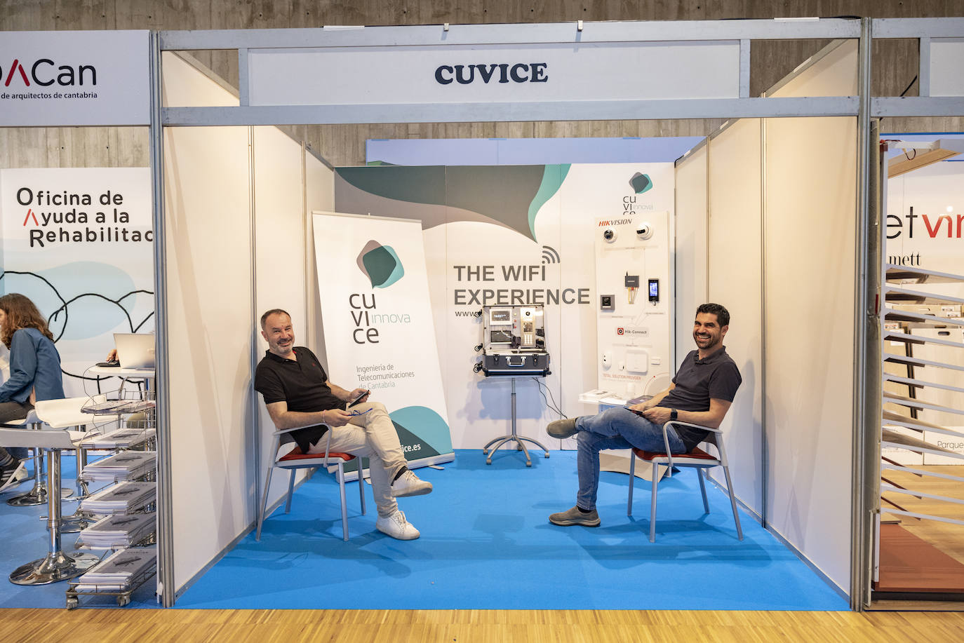 Cuvice Innova, empresa especializada en comunicaciones de voz, datos y vídeo. 