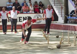 David Gandarillas al birle para Andros La Serna.