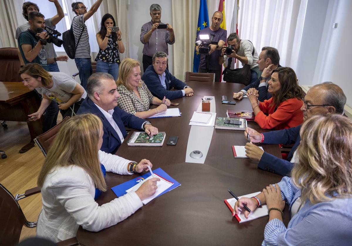 Imagen de la reunión de hace una semana