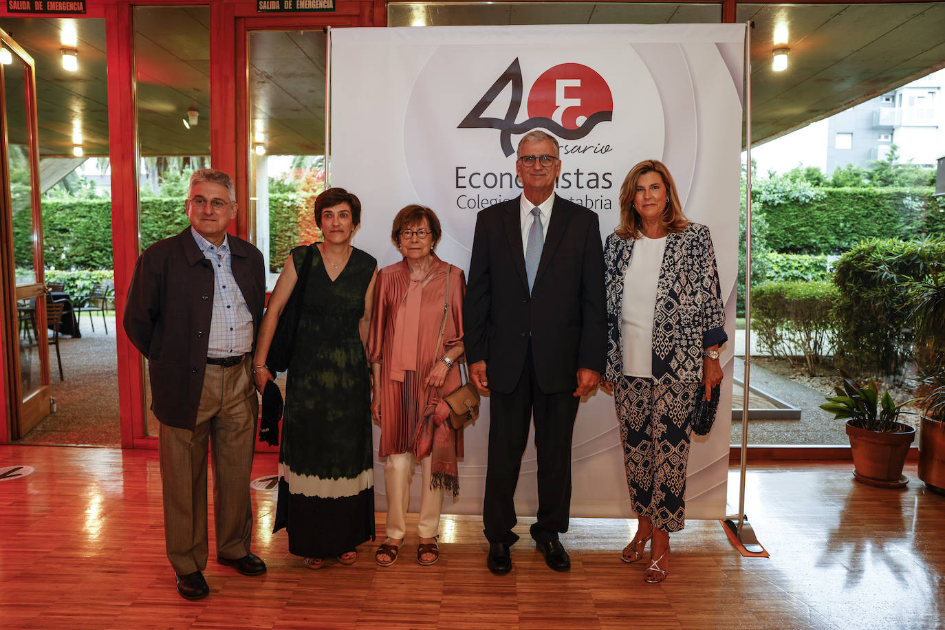 Roberto Valentín Ruiz del Hoyo (izquierda), Marisa Briz, María Leguina, Pedro Lostal y Beatriz Ferraz.