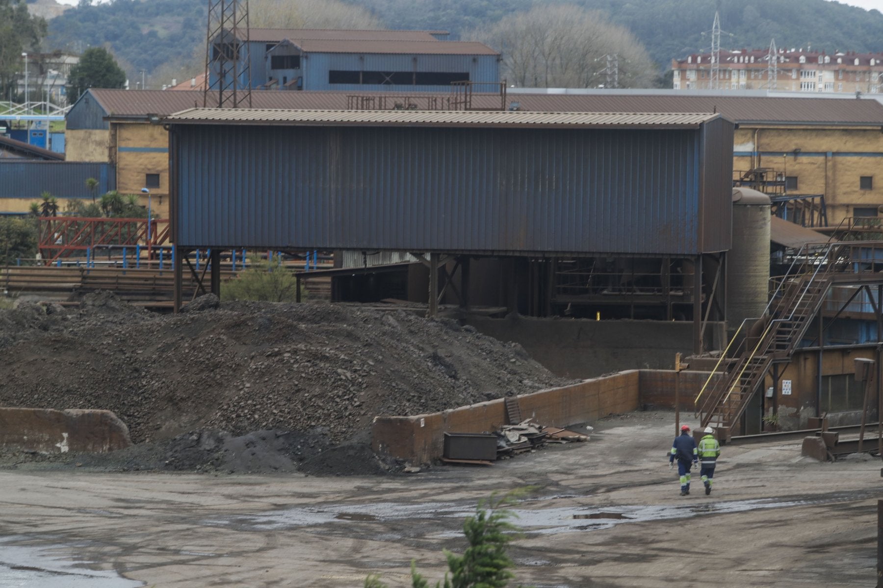 Recinto de Ferroatlántica en Boo de Guarnizo, en uno de los parones de actividad de los últimos tiempos.