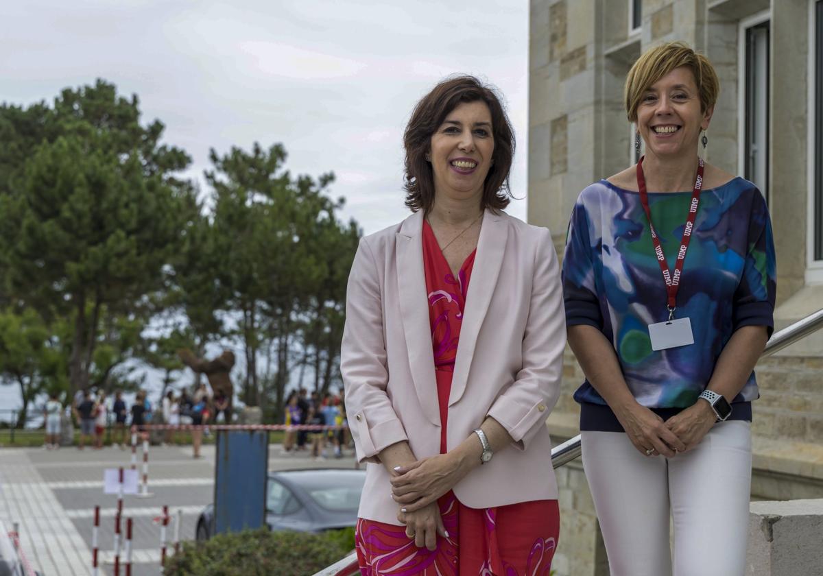 Lucía Viñuela, presidenta de la Fundación, y Marisol Soengas, científica del CNIO, ayer, en La Magdalena.