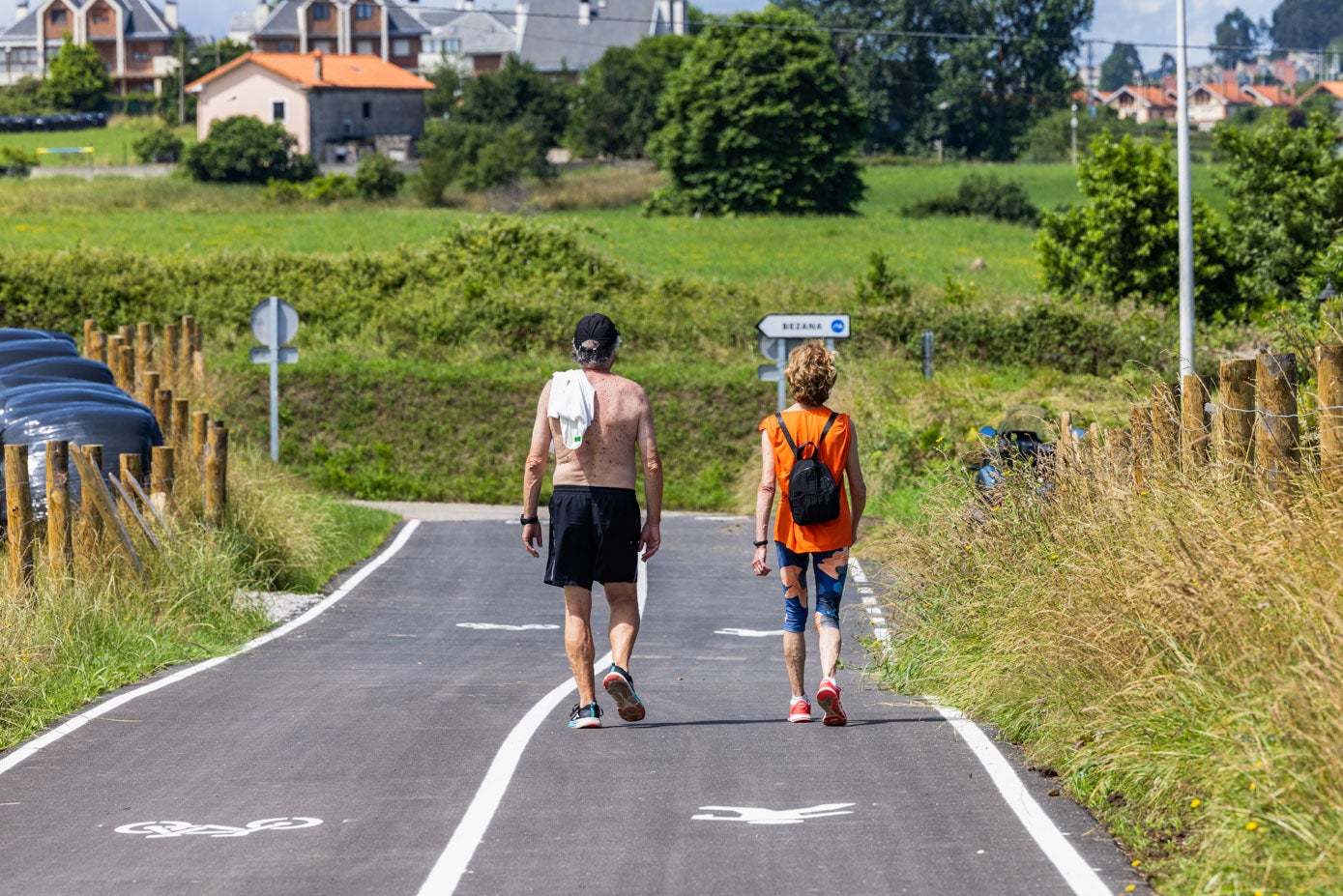 El inicio del carril bici desde Bezana en dirección Santander, junto al punto limpio. 