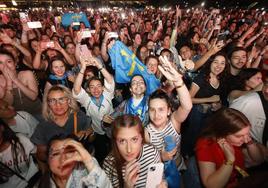 Melendi, Taburete y Alba Reche ponen El Malecón en pie