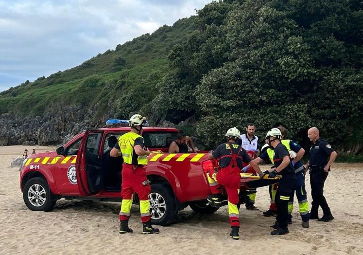 Imagen principal - Rescatan a un senderista en el monte Brusco de Noja