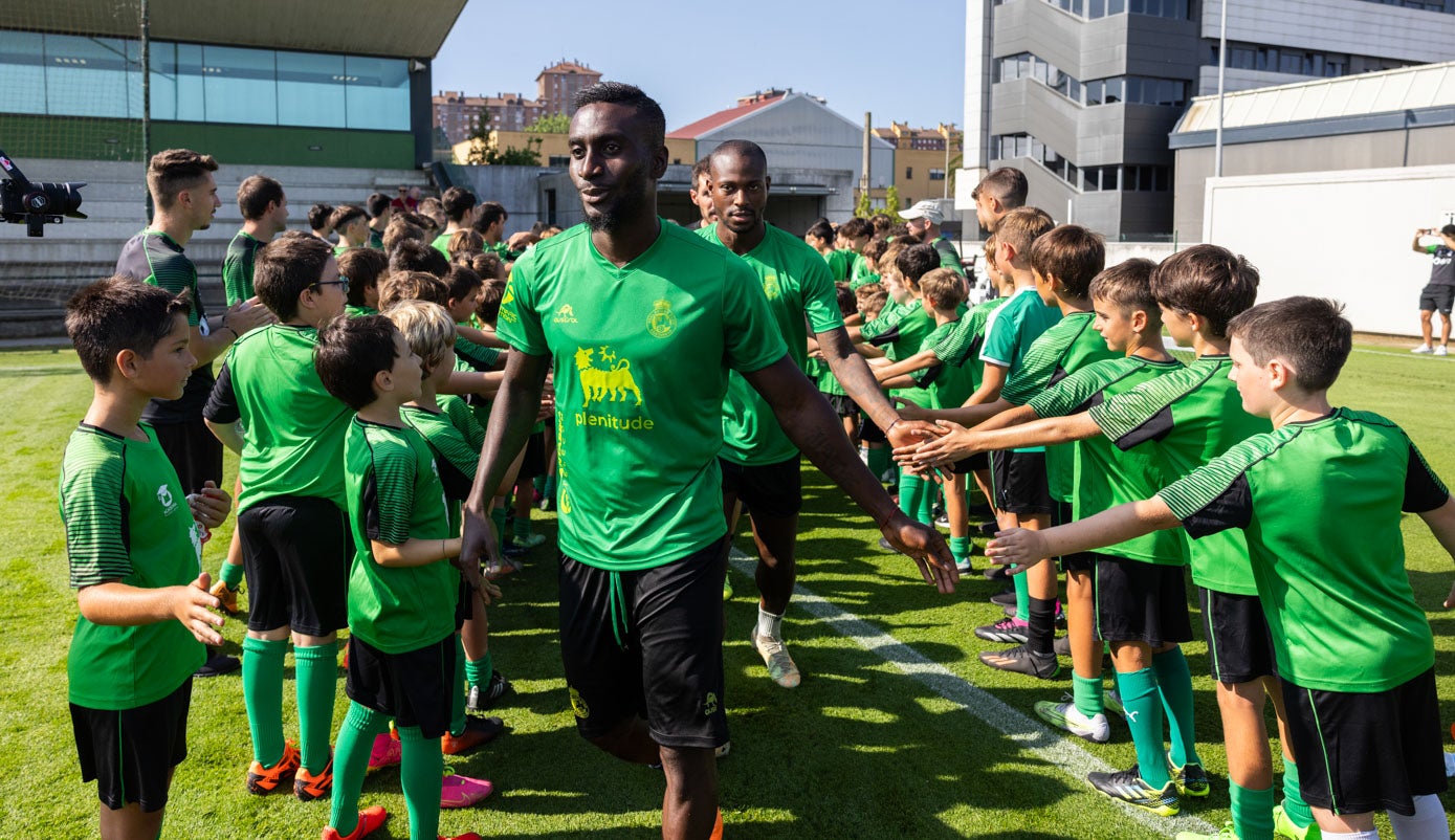 Lago Junior, uno de los dos fichajes que se incorporaban hoy a la disciplina del primer equipo.