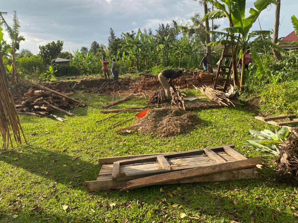 El terreno en Uganda, antes de que se empezara a construir el 'babies house'.