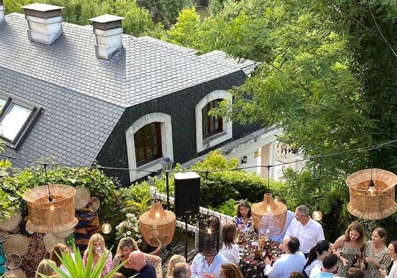 Un momento de la fiesta de verano, en la que dominó la decoración africana