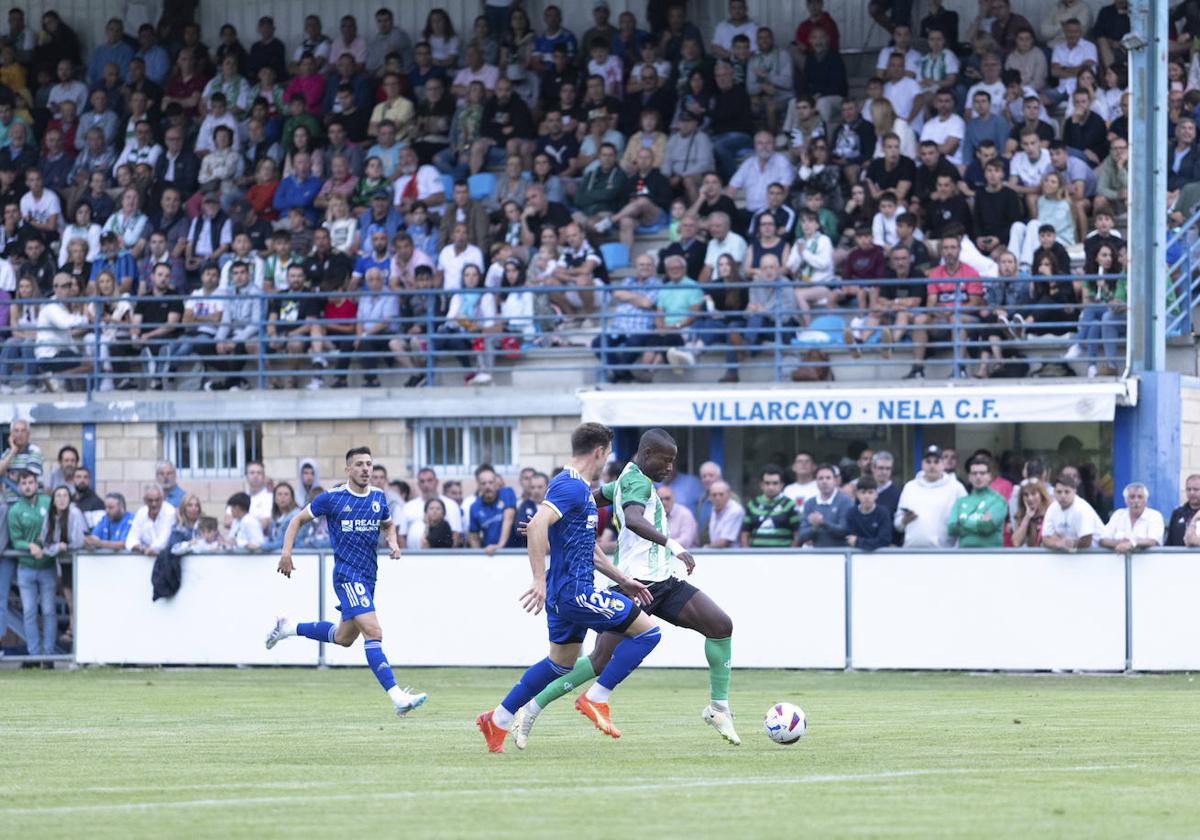 Imagen del amistoso Burgos-Racing de este sábado.