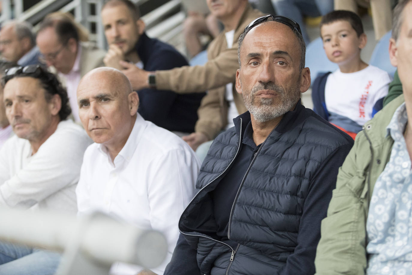 Manolo Higuera y Sebastián Ceria, los nuevos propietarios del club, presenciaron el encuentro en El Berrón.