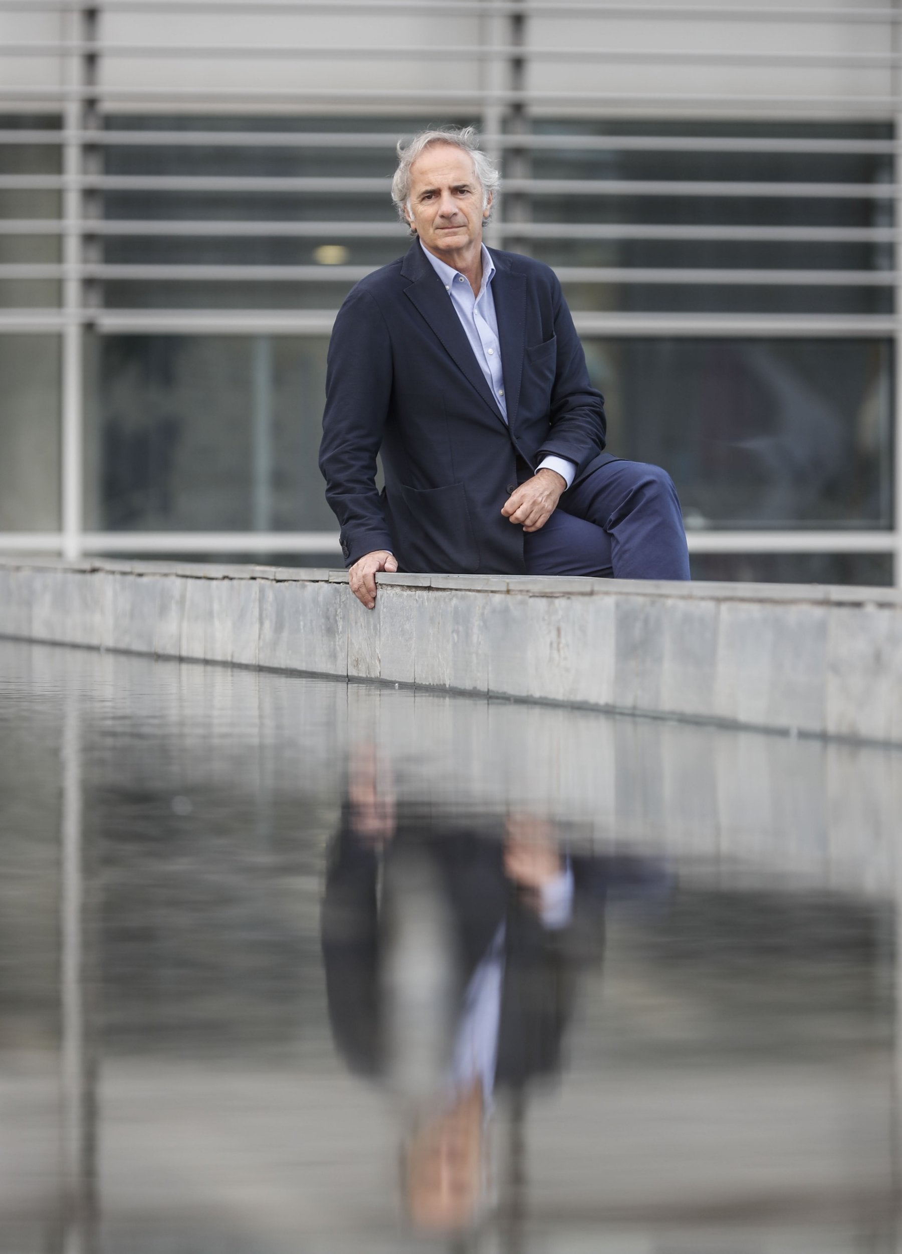 Íñigo Losada, en el exterior de las instalaciones del IH.