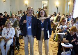 Daniel Innerarity y la vicerrectora Matilde Carlón, ayer, en la UIMP.