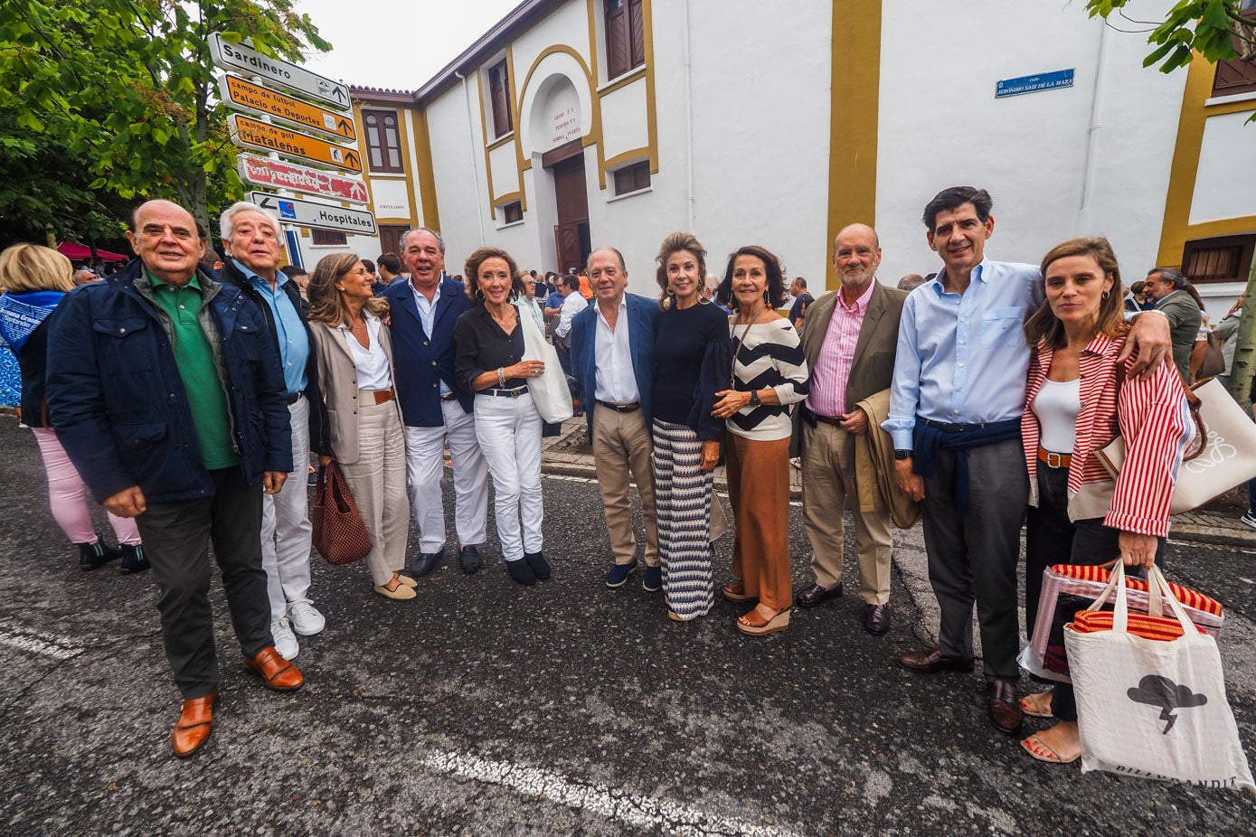 Luis Guerrero, Juan Palacios, Piedi Mapelli, Carlos Cutillas, Asun Peña, Rafael Cominges, Marián Varela, Pepa Plaza, Mariano Linares, Francisco Piñal y Estíbaliz Corchete.