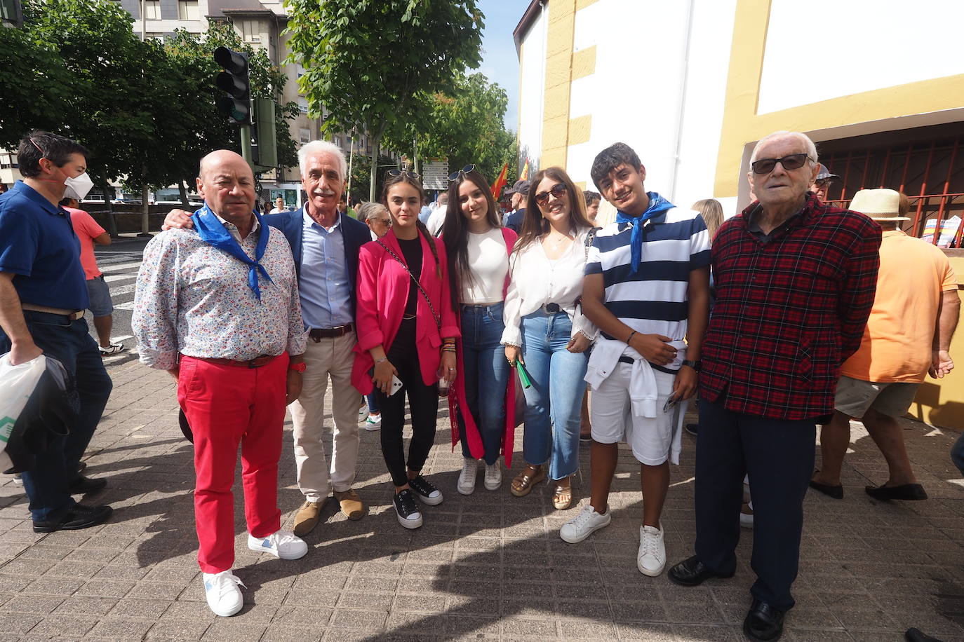 Santiago García, Antonio Molina, Lucía Pardo, Laura Zamora,Lucía Fernández, Fernando Isla y Jesús Arciniega. 