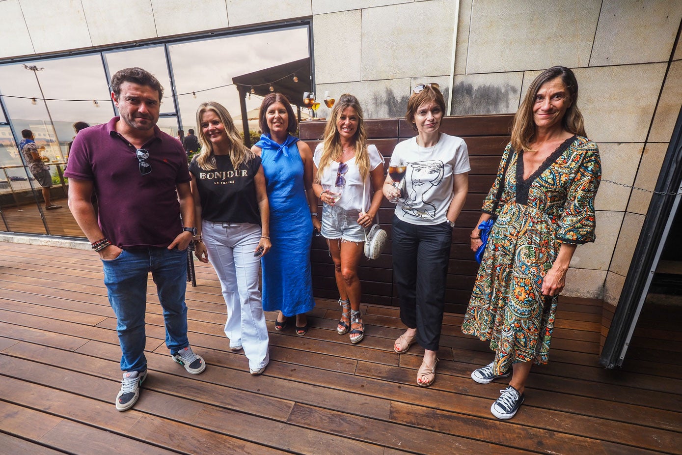 José Luis Celada, Ana Santander, Henar Scheilch, Mirian Fernández, Ana Sánchez y Mónica Aira.