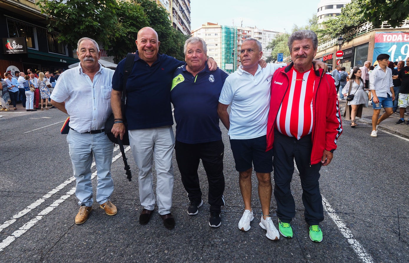 Francisco Santiago, José Luis Sáiz, José Manuel Suárez,, Maganito y Jesús de Arriba. 