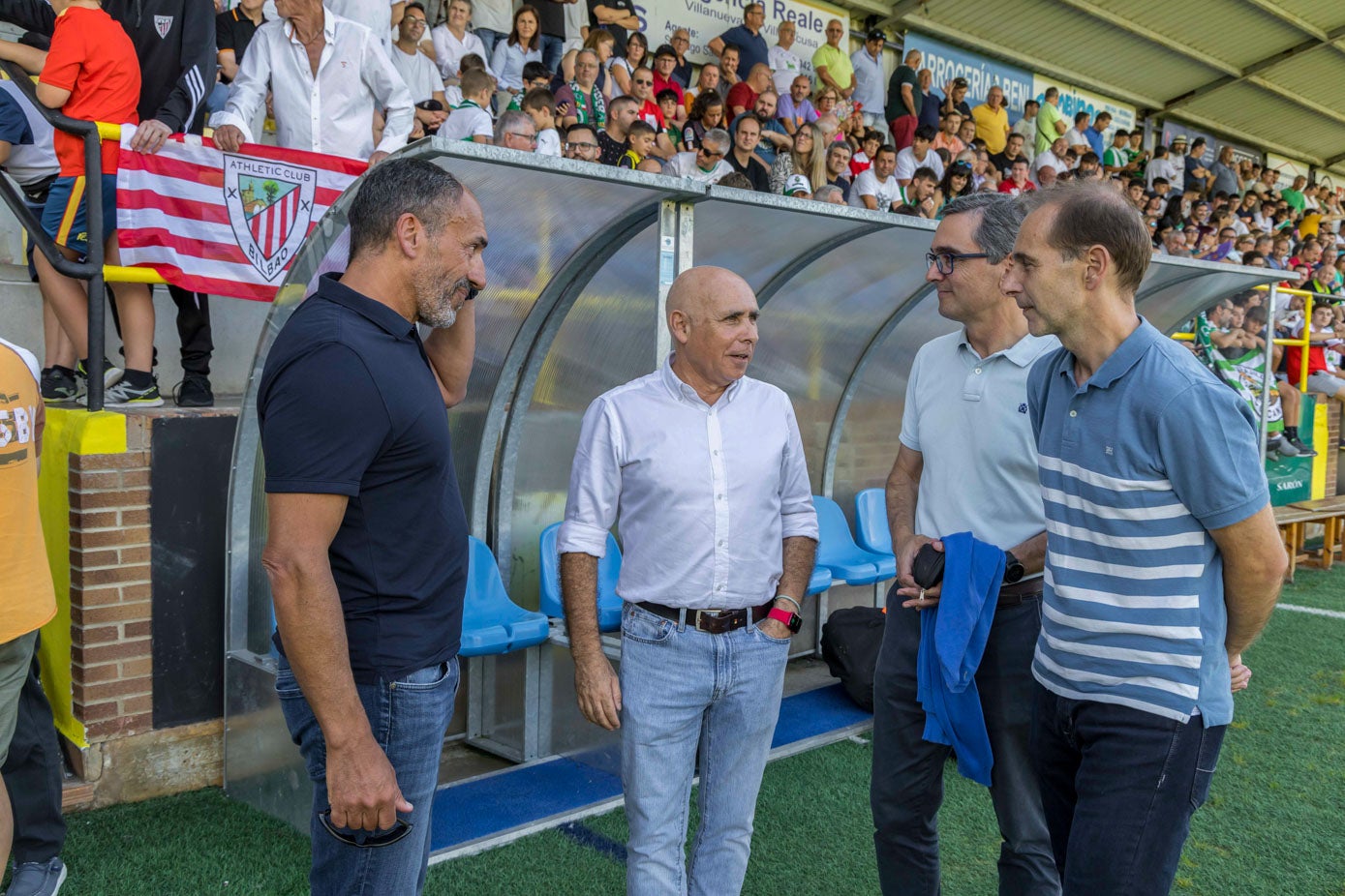 Sebastián Ceria y Manolo Higuera, antes de comenzar el partido.